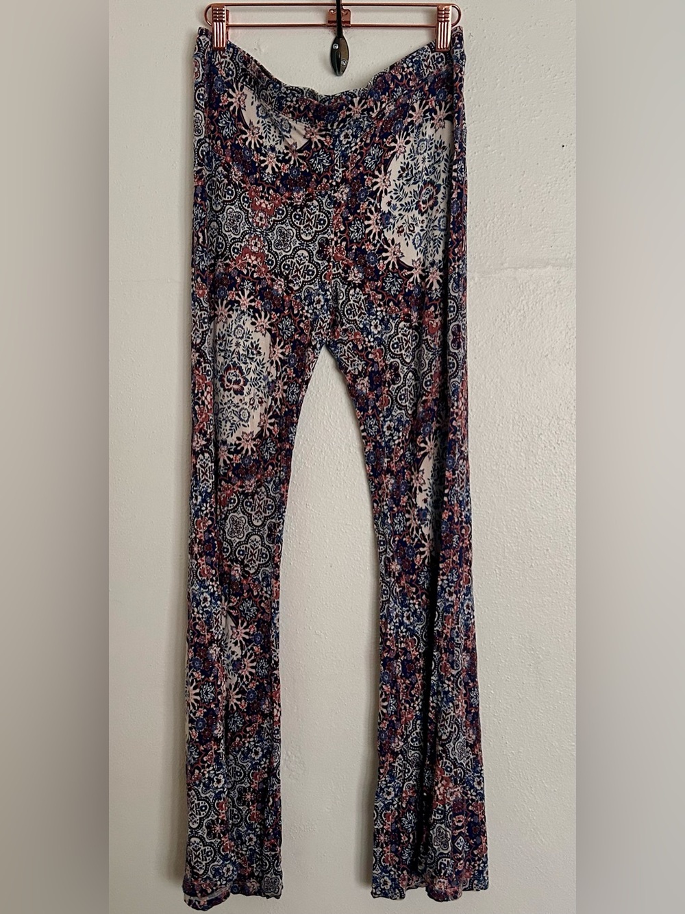 American Eagle Wide Leg Pants Stretchy Bohemian Festival Paisley Large